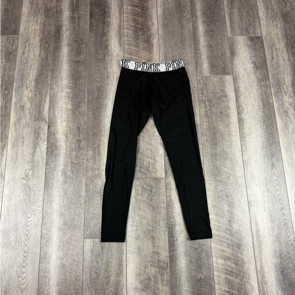 VS‎ Black Leggings
